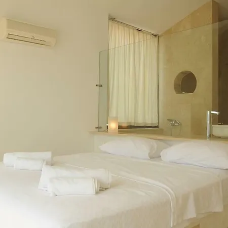 Oz Villa *