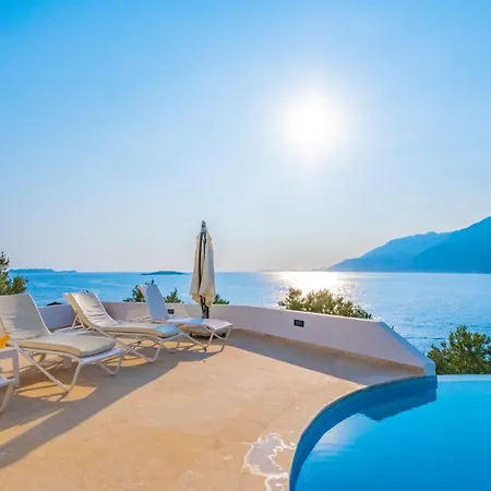 Oz Kaş
