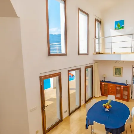Oz * Kaş